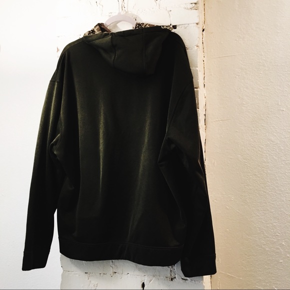 Under Armour Camo Green Hoodie - Picture 3 of 4